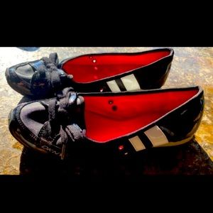 Donna Karan DKNY Women's Striped shiny Black Quilted Flat loafer Shoes 8.5 EUC